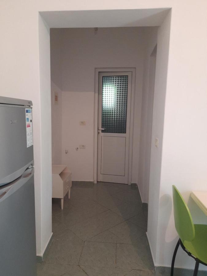 Hillside Apartments Borsh Extérieur photo
